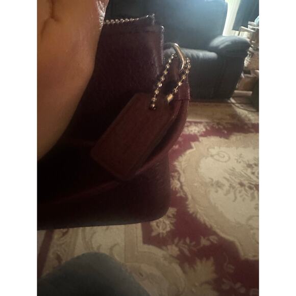 Coach Double Zip Burgundy Pebbled Leather Wristlet Women’s EUC - Picture 6 of 11